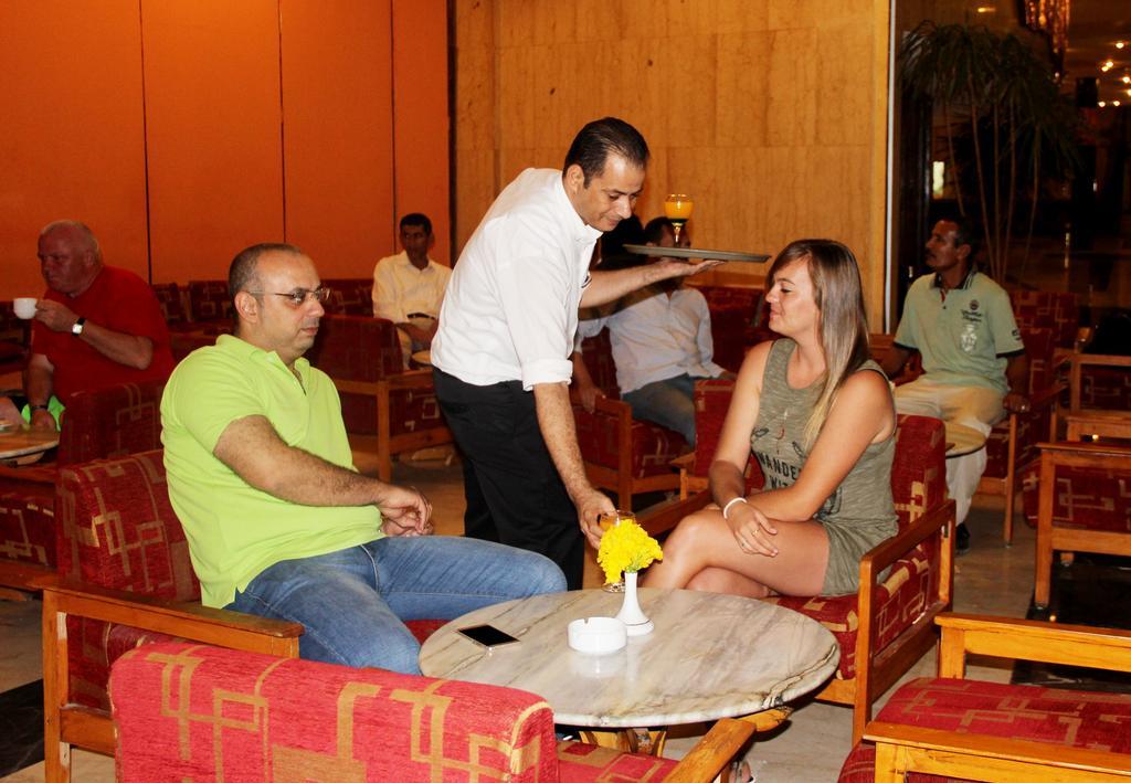 Magawish Swiss Inn Resort Hurghada Bagian luar foto