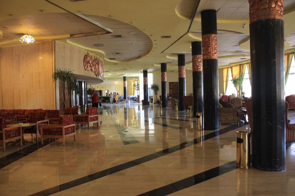 Magawish Swiss Inn Resort Hurghada Bagian luar foto